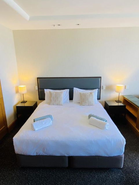 Hotel Room Ocean View Surfers Paradise - Tourism Brisbane 1