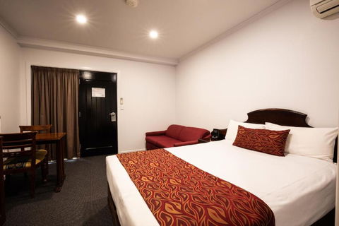 Hotel Settlers - Tourism Brisbane 3