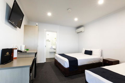 Hotel Settlers - Tourism Brisbane 1