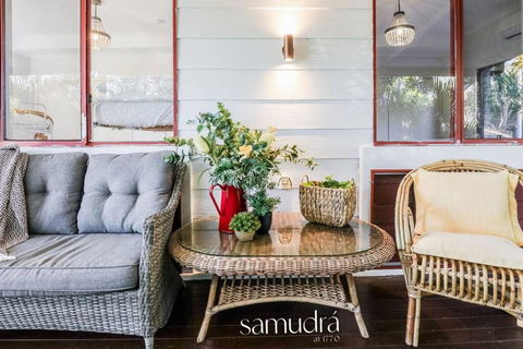 Insane Views Luxe Furnishing House On Highest Hill - Tourism Brisbane 3