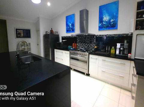 ISLAND ROOM On Magnetic Island - Tourism Brisbane 2