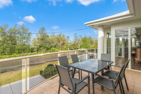 Aegean On The Beach - Brisbane Tourism 2