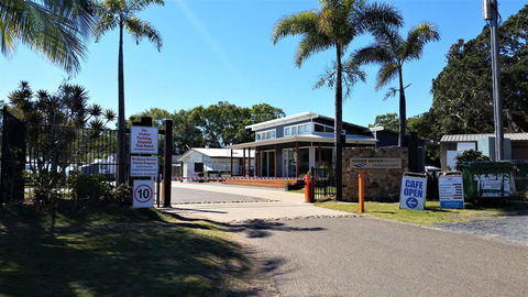 Agnes Water Beach Holidays - Tourism Brisbane 0