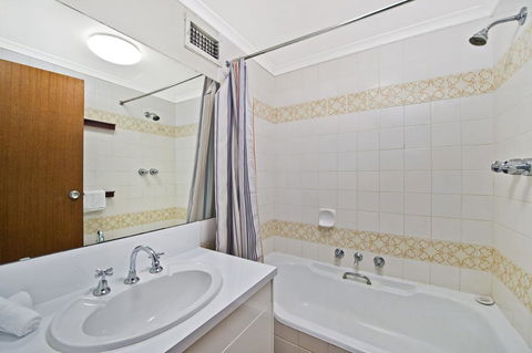 Akuna 14, 6 Joffre Street, - Brisbane Tourism 3