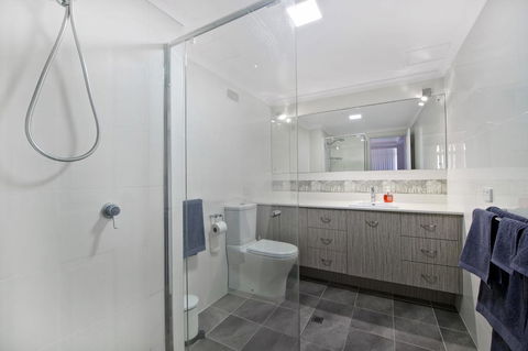 Akuna 20, 6 Joffre Street - Tourism Brisbane 1