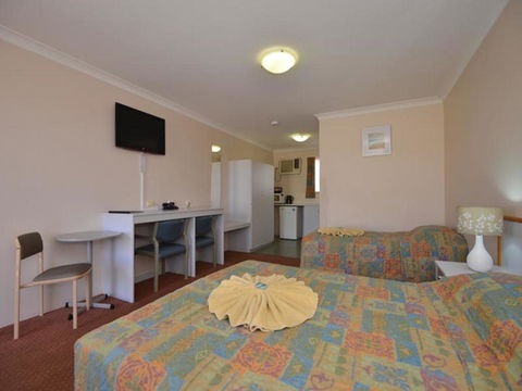 Albion Hotel - Tourism Brisbane 3