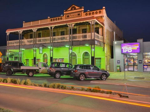 Albion Hotel - Tourism Brisbane 1