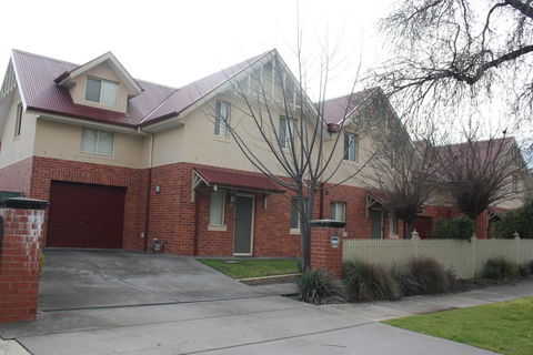 Albury Suites - Schubach Street - Tourism Brisbane 3