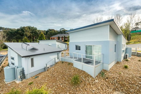 Albury Yalandra Apartment 5 - Brisbane Tourism 2