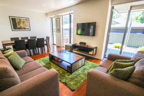 Alegria - Brisbane Tourism 0