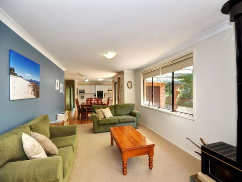 All Decked Out - Pet Friendly - Tourism Brisbane 1