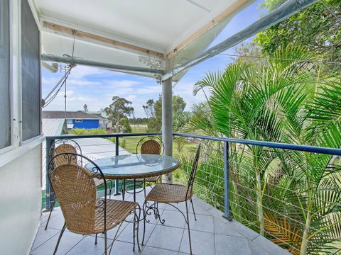 Allamanda House, 3 Willow Street - Brisbane Tourism 0