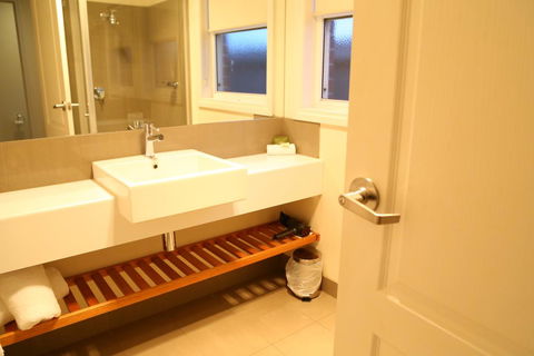 Allansford Hotel Motel - Brisbane Tourism 1
