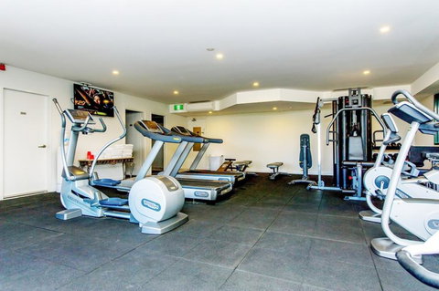 Alpha Hotel Canberra - Tourism Brisbane 2
