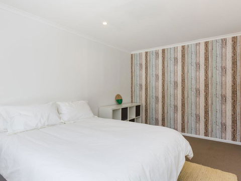 Amalfi Beach House - Tourism Brisbane 1