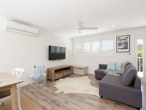 Amalfi Beach House - Tourism Brisbane 2