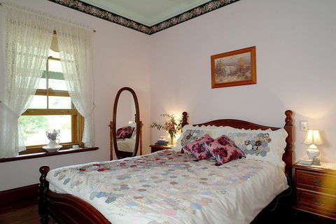 Amanda's Cottage 1899 - Tourism Brisbane 2