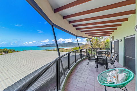 Ambience Of Airlie - Airlie Beach - Brisbane Tourism 3