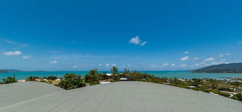 Ambience Of Airlie - Airlie Beach - Brisbane Tourism 2