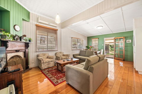 Ambiente Cottage - Pet And Family Friendly - Tourism Brisbane 2