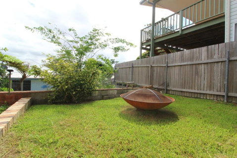 Amzaz, 15 Korogora Street - Brisbane Tourism 3