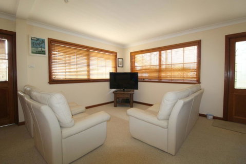 Amzaz, 15 Korogora Street - Brisbane Tourism 2