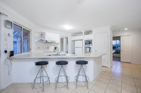 Anaheim Family Lodge By Getastay - Tourism Brisbane 2