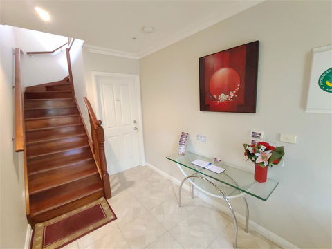 Angela's Beach Stays - Tourism Brisbane 2