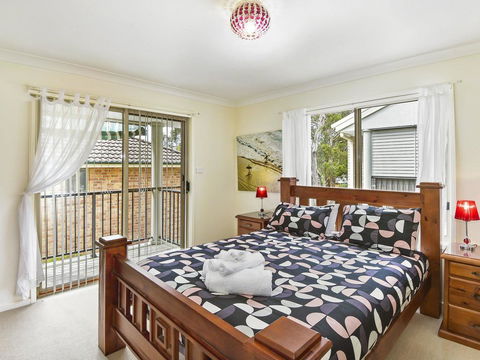 Anne's Beach Getaway - Tourism Brisbane 0