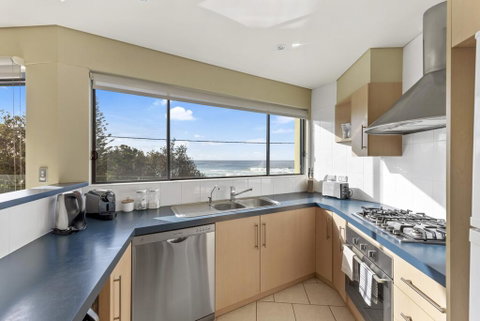 Aqua Shores Award Winning Apartment - Brisbane Tourism 1