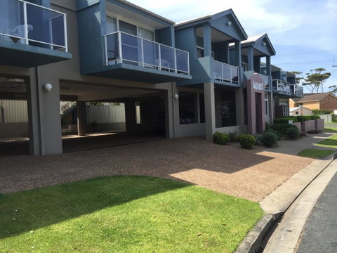 Aquarius Apartments Mollymook - Brisbane Tourism 0