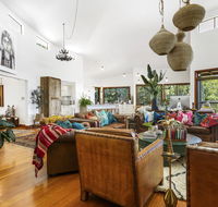 Aquila Retreat Mansion - Brisbane Tourism