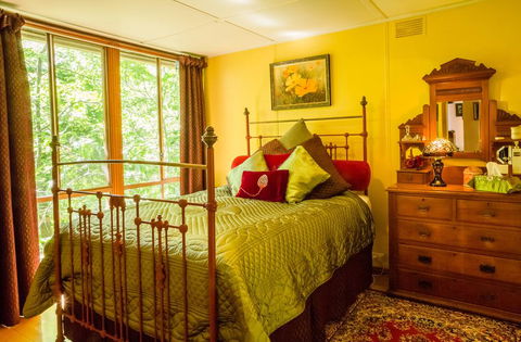 Arcadia Cottages - Tourism Brisbane 2