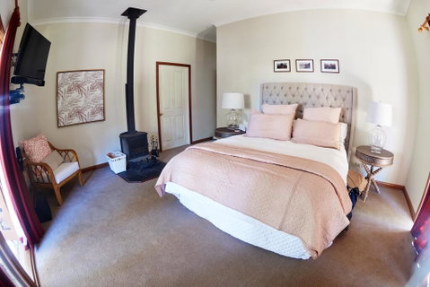 Arcadian Retreat - Brisbane Tourism 3