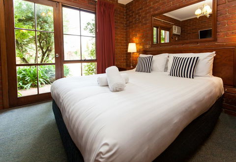 Armour Motor Inn - Brisbane 4u 1
