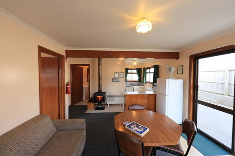 Arthur River Holiday Units - Brisbane Tourism 2