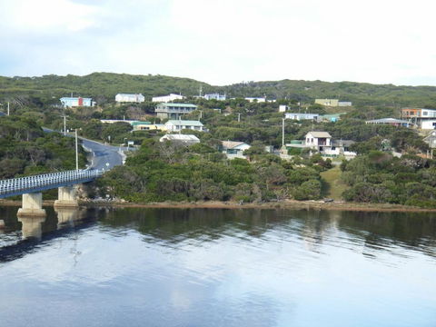 Arthur River Holiday Units - Brisbane Tourism 1