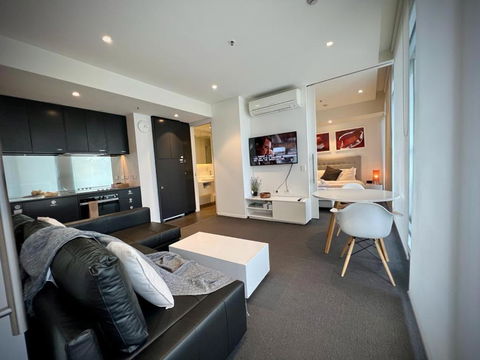 Luxury 2 Bedroom Suite Near Adelaide With A Car Park - Brisbane Tourism 0