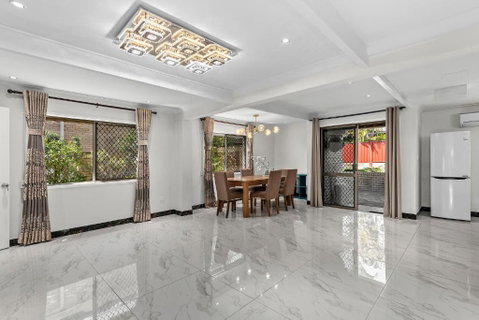 Luxury Living 2B2B In Southern Brisbane Parking - Brisbane Tourism 1