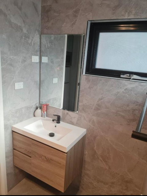Luxury Suite In Canberra - Brisbane Tourism 3