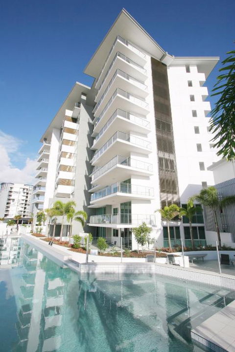 M1 Resort - Tourism Brisbane 0
