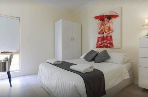 M102 West Perth Studio Apartment Near Kings Park - Tourism Brisbane 0