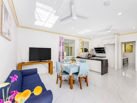 Malls At Doorstep 2-Bed Unit In Heart Of Cannon Hill - Brisbane Tourism 2