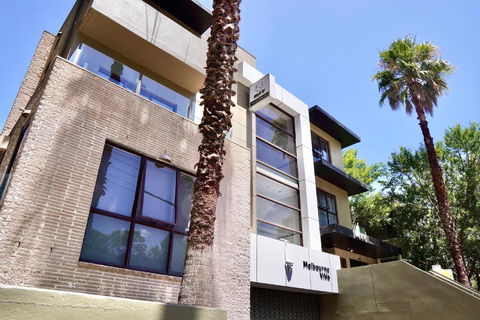 Melbourne ViVo - Tourism Brisbane 0