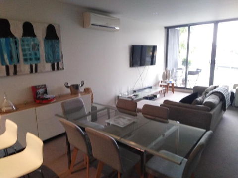 Marina View Apartment On The Maribyrnong River, Melbourne - Tourism Brisbane 2