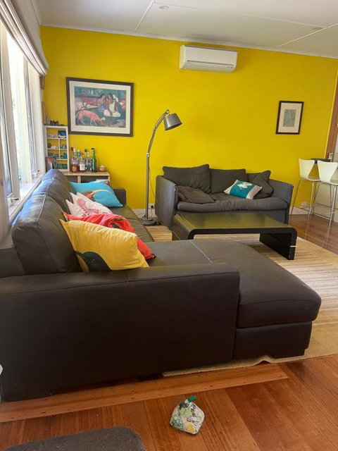Mcrae Retro Beach House ! - Brisbane Tourism 0