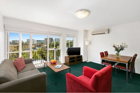 Melbourne Carlton Central Apartment Hotel Official - Tourism Brisbane 3