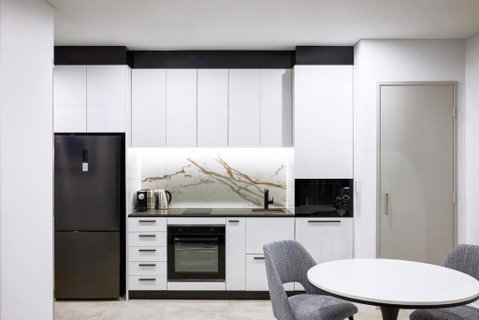 Meriton Suites Liverpool - Tourism Brisbane 2