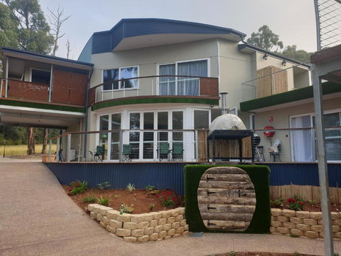 Merry Mary - Tourism Brisbane 0