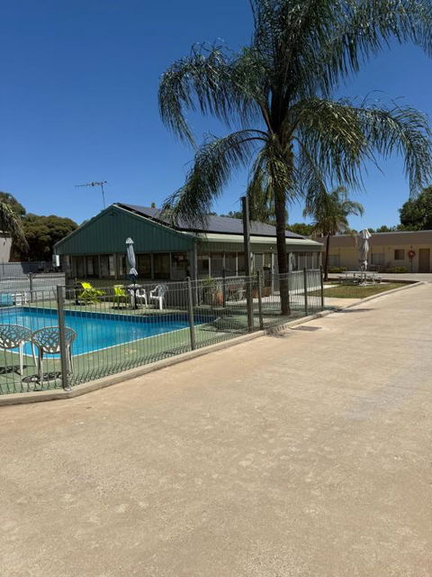 Mia Motel - Brisbane Tourism 1